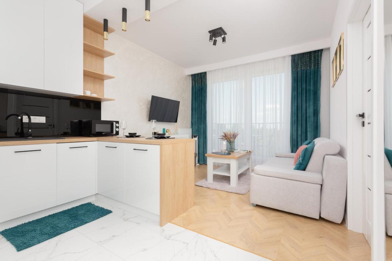 Warsaw Kotsisa Apartments With Parking By Noclegi Renters Exterior photo