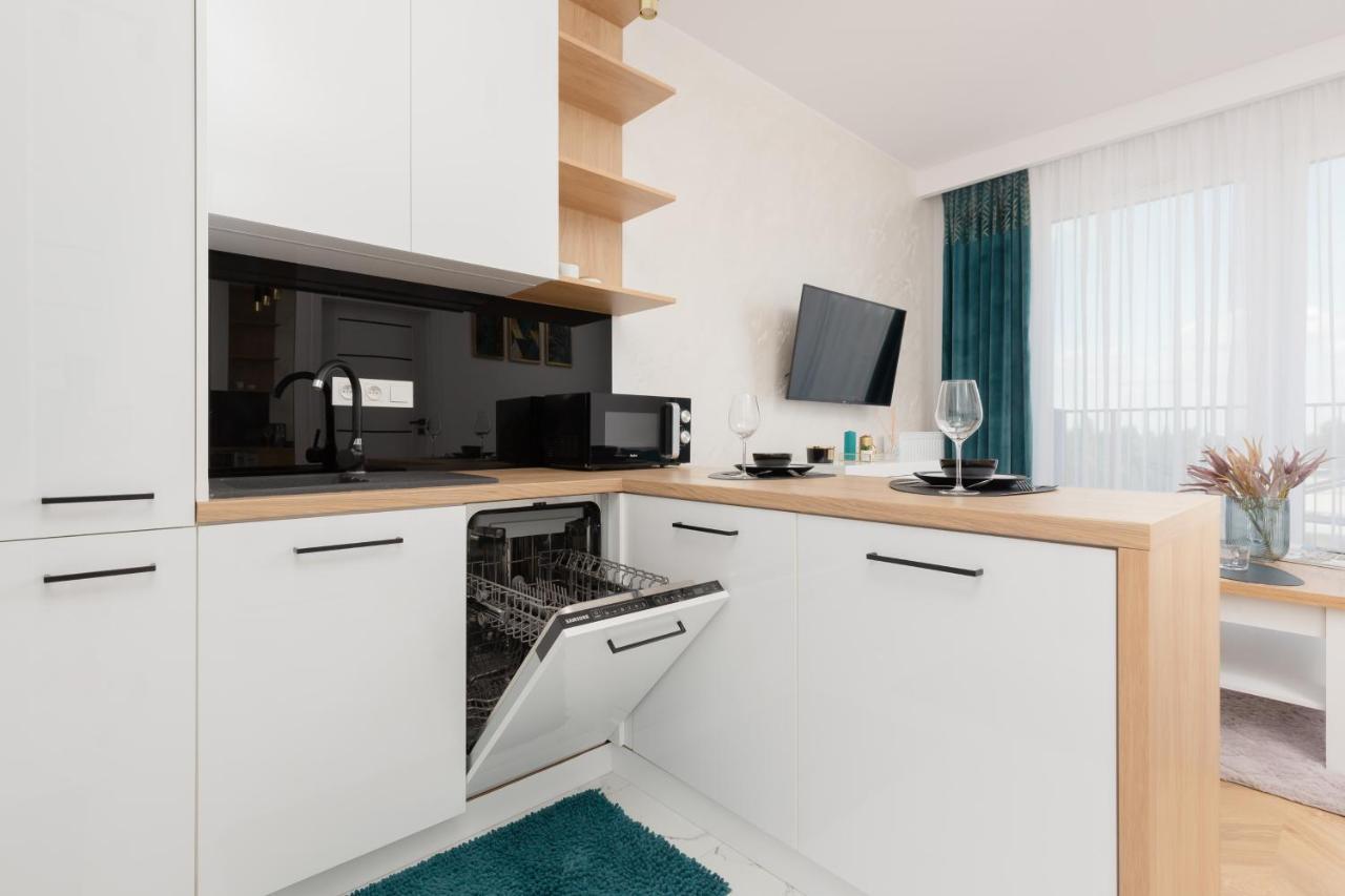 Warsaw Kotsisa Apartments With Parking By Noclegi Renters Exterior photo