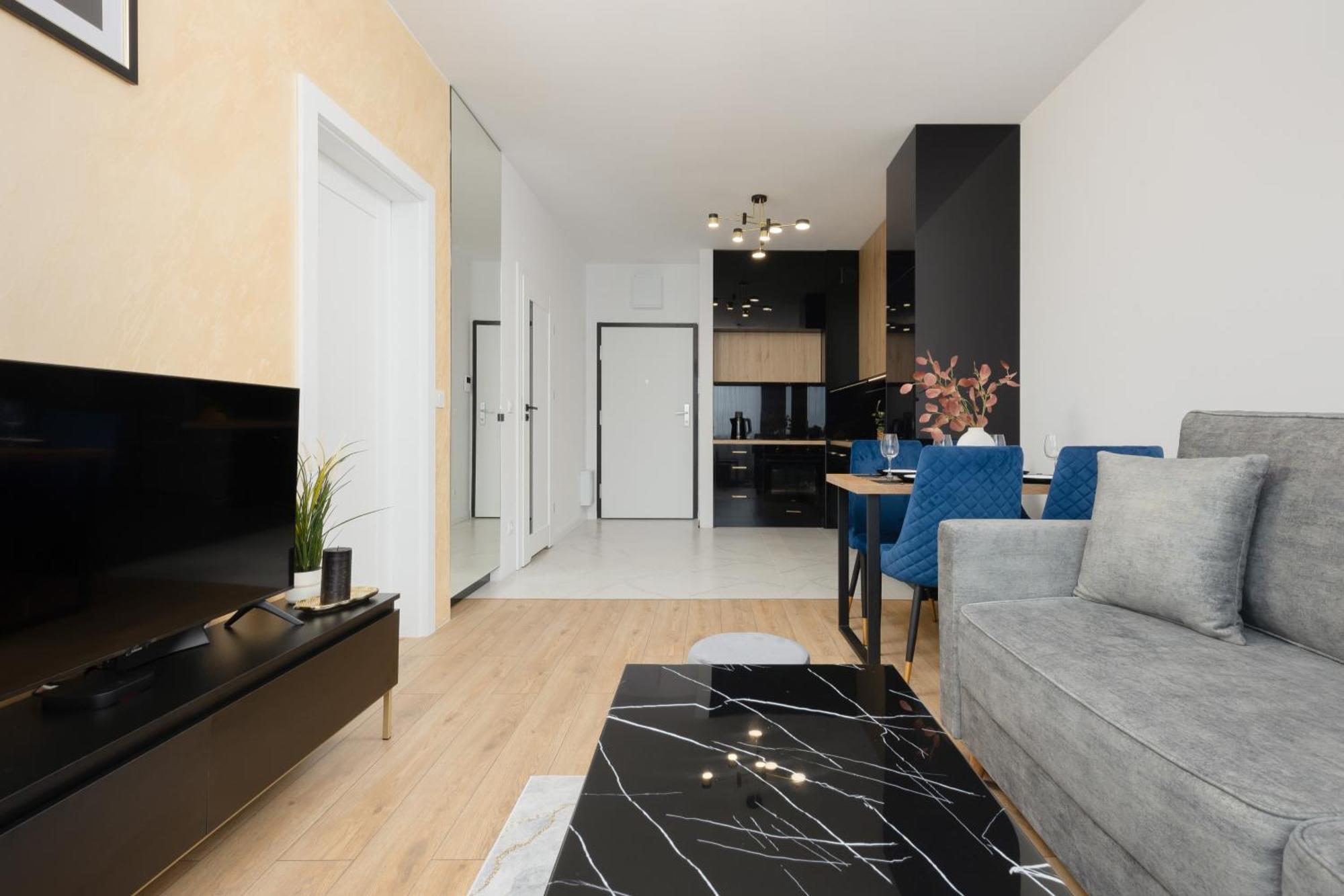 Warsaw Kotsisa Apartments With Parking By Noclegi Renters Exterior photo